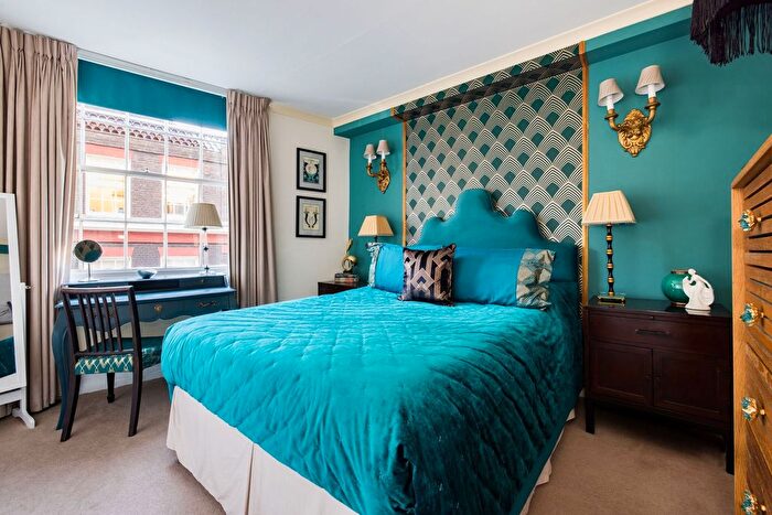 2 Bedroom Flat To Rent In Bourdon Street, Mayfair, W1K