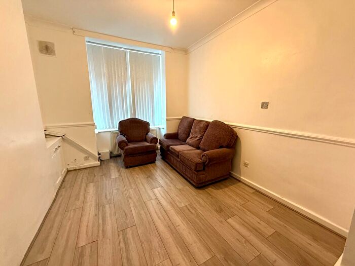 3 Bedroom House To Rent In Great Jones Street, Manchester, M12