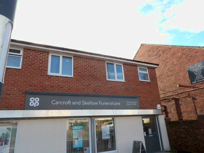 1 Bedroom Flat To Rent In Edward Road, Skellow, Doncaster, DN6