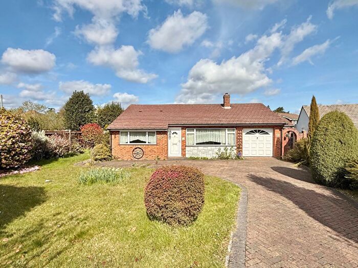 3 Bedroom Detached Bungalow For Sale In Chaveney Close, Dibden Purlieu, SO45