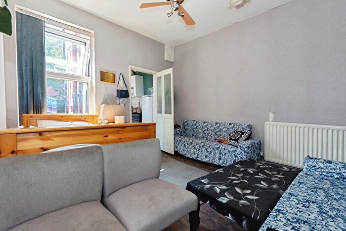 2 Bedroom Terraced House For Sale In Fallows Road, Birmingham, West Midlands, B11 - Photo 4