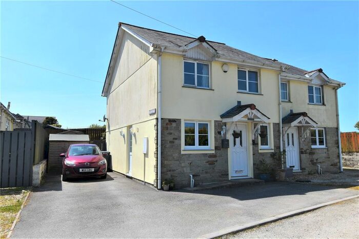 3 Bedroom Semi-Detached House For Sale In Whitemoor, St Austell, PL26