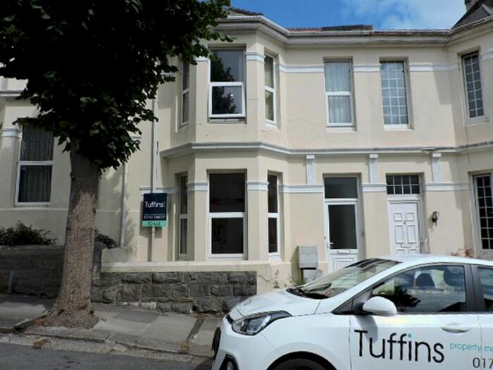1 Bedroom Flat To Rent In Pentyre Terrace, Plymouth, PL4