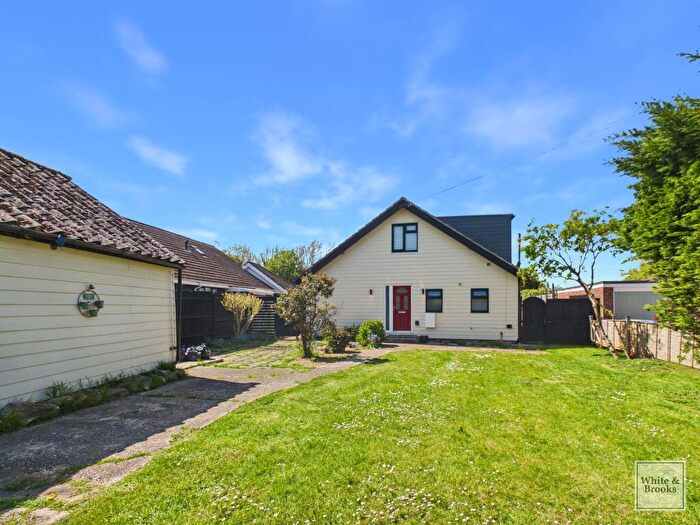 4 Bedroom Detached Bungalow For Sale In Rife Way, Felpham, PO22