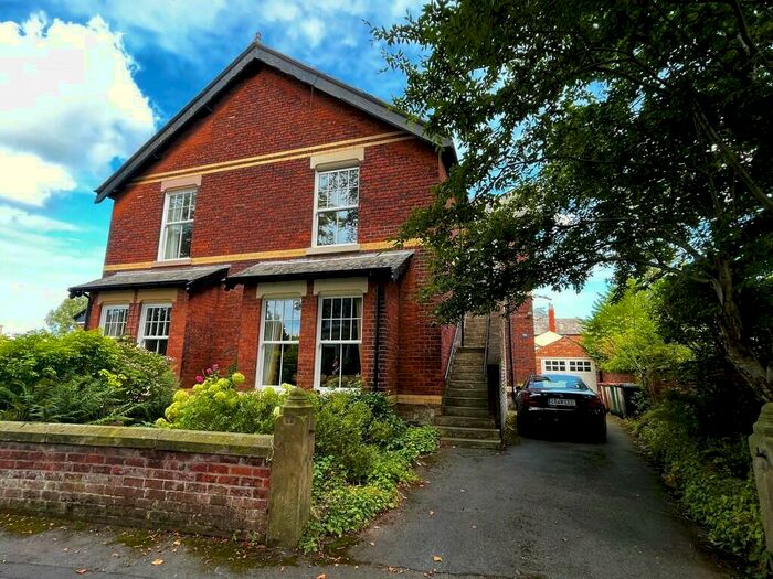 2 Bedroom Apartment To Rent In Victoria Road, Fulwood, Preston, PR2