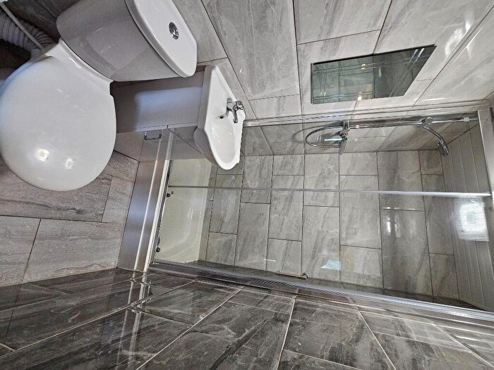 6 Bedroom Semi Detached House To Rent In Tiverton Road, Birmingham, B29