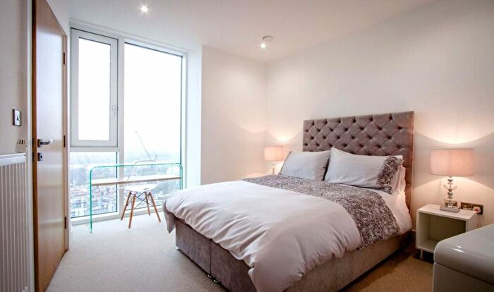 2 Bedroom Flat To Rent In Sky View Tower, London, E15