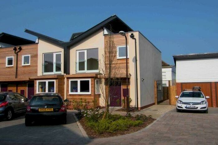 3 Bedroom Property To Rent In Clock House Rise, Maidstone, ME17