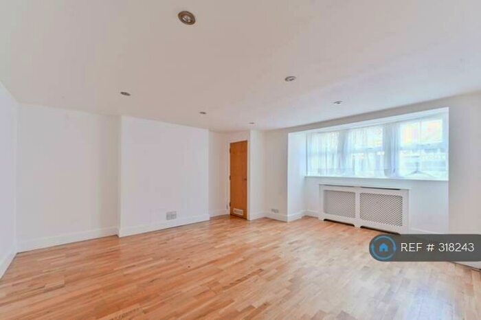 2 Bedroom Flat To Rent In Hornsey Rise, London, N19