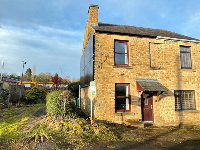 3 Bedroom Semi-Detached House For Sale In Talbot Road, Penistone, S36