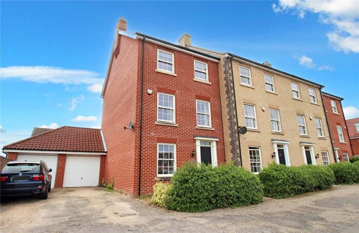 5 Bedroom Town House To Rent In Lord Nelson Drive, Norwich, NR5