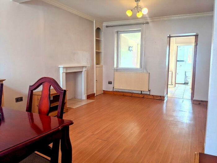 3 Bedroom Terraced House To Rent In Court Street, Tonypandy, CF40