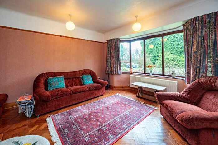 2 Bedroom Detached Bungalow For Sale In Blythe Lane, Lathom, L40