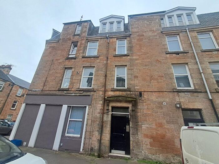 2 Bedroom Flat To Rent In Bayne Street, Stirling Town, Stirling, FK8
