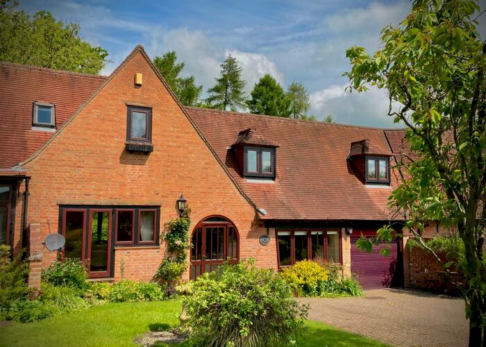 3 Bedroom Mews House For Sale In Ednaston Court, Ednaston, Ashbourne, DE6