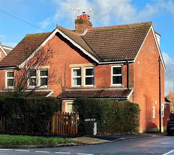 4 Bedroom Semi-Detached House For Sale In Downton Road, Salisbury, SP2