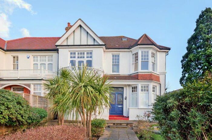 5 Bedroom Semi-Detached House To Rent In Woodside Avenue, London, N12