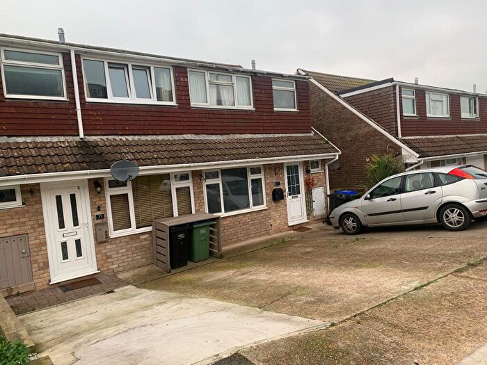 3 Bedroom Terraced House For Sale In Fullwood Avenue, Newhaven, BN9