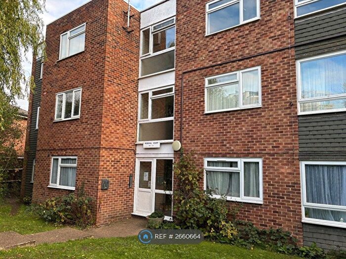 2 Bedroom Flat To Rent In Merton Road, Slough, SL1
