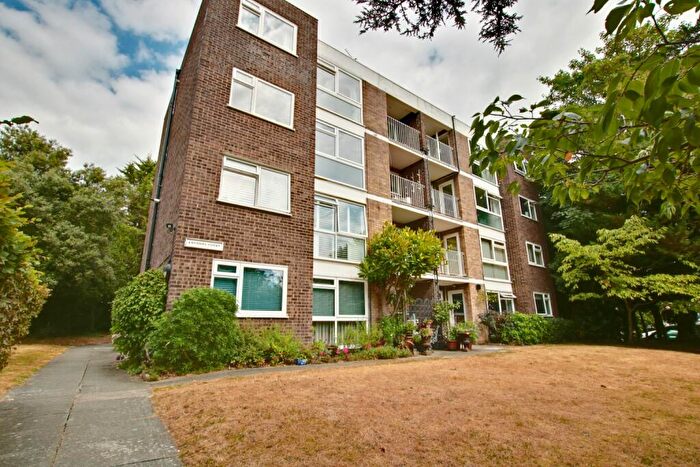 1 Bedroom Apartment To Rent In Beckenham Grove, Bromley, BR2