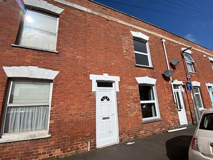 2 Bedroom Property To Rent In Edward Street, Bridgwater, Somerset, TA6