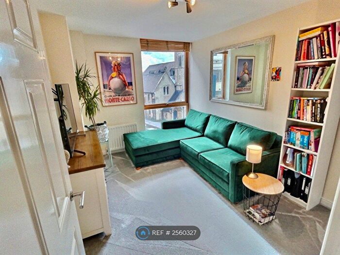 1 Bedroom Flat To Rent In Highgate Road, London, NW5