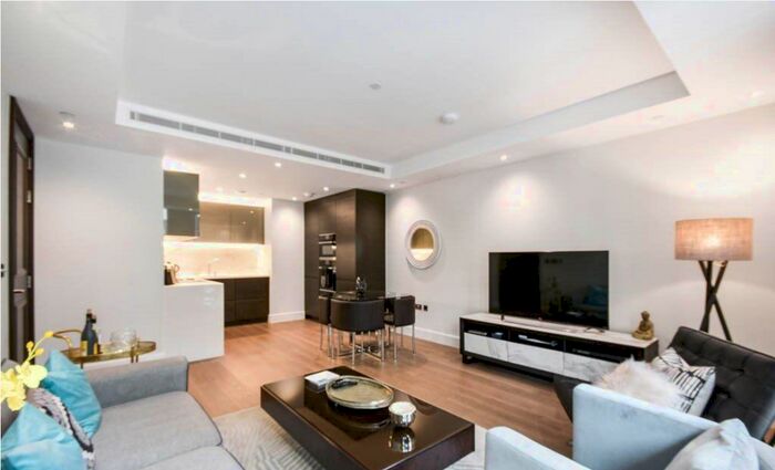 2 Bedroom Flat To Rent In Warwick Lane, London, W14