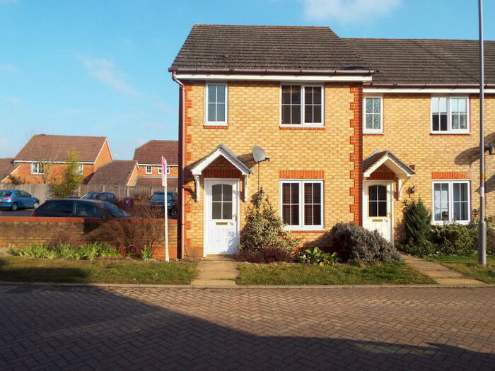 3 Bedroom House To Rent In Lomond Way, Great Ashby, SG1