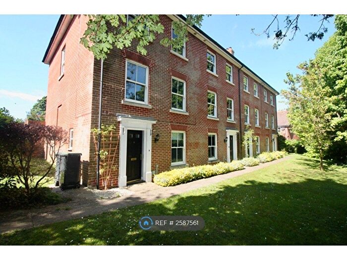 4 Bedroom End Of Terrace House To Rent In Cedar Walk, Needham Market, Ipswich, IP6