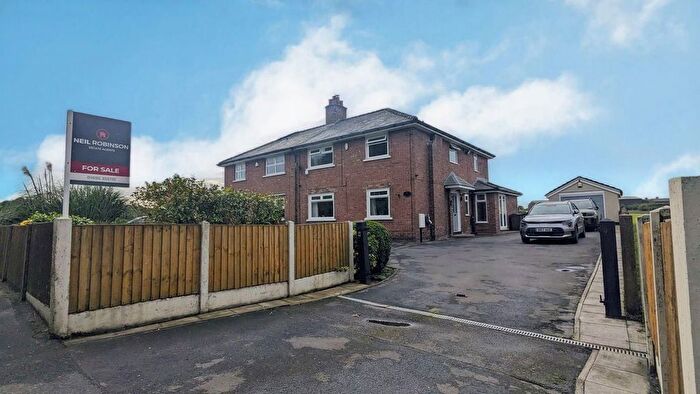 4 Bedroom Semi-detached House For Sale In Lyelake Lane, Lathom, Ormskirk, L40