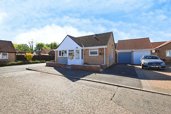 1 Bedroom Detached Bungalow For Sale In Goodacre, Peterborough, PE2