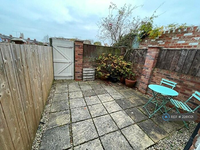 2 Bedroom End Of Terrace House To Rent In Morton Lane, Beverley, HU17