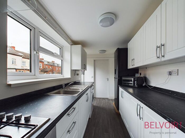 4 Bedroom Semi-Detached House To Rent In Marlborough Street, Lenton, NG7