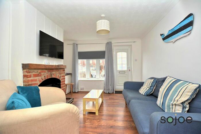 2 Bedroom End Of Terrace House To Rent In The Street, Corton, Lowestoft, NR32