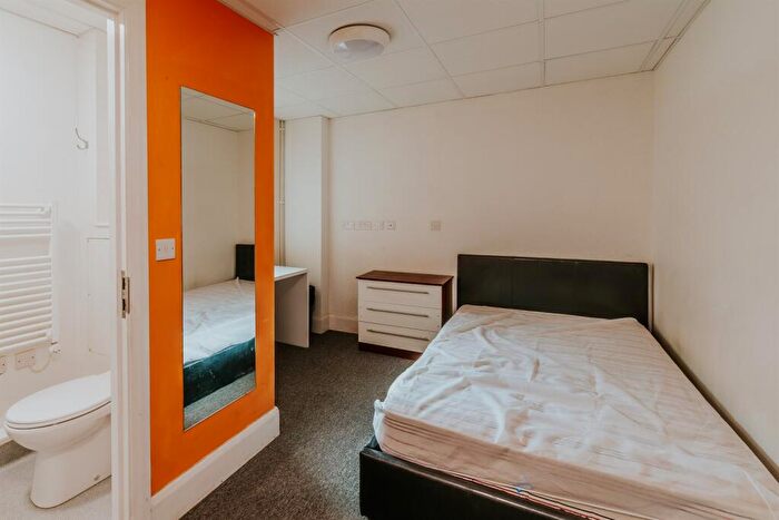 Apartment To Rent In Flat A, NG1