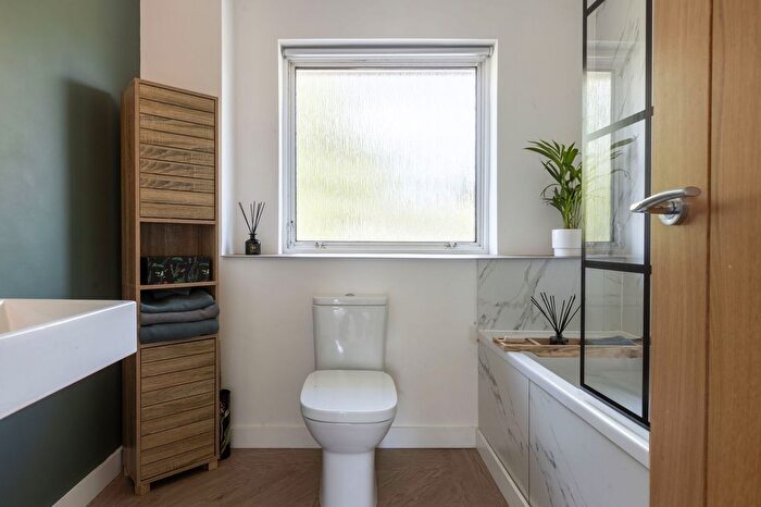 4 Bedroom Detached House For Sale In Parklands, Oxted, Surrey, RH8