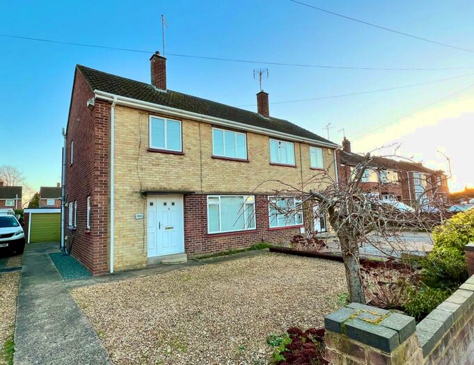 3 Bedroom Semi-Detached House To Rent In Welland Road, Dogsthorpe, PE1