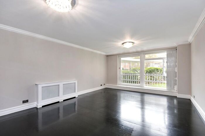 2 Bedroom Flat To Rent In Walsingham, St John's Wood Park, St John's Wood, London, NW8