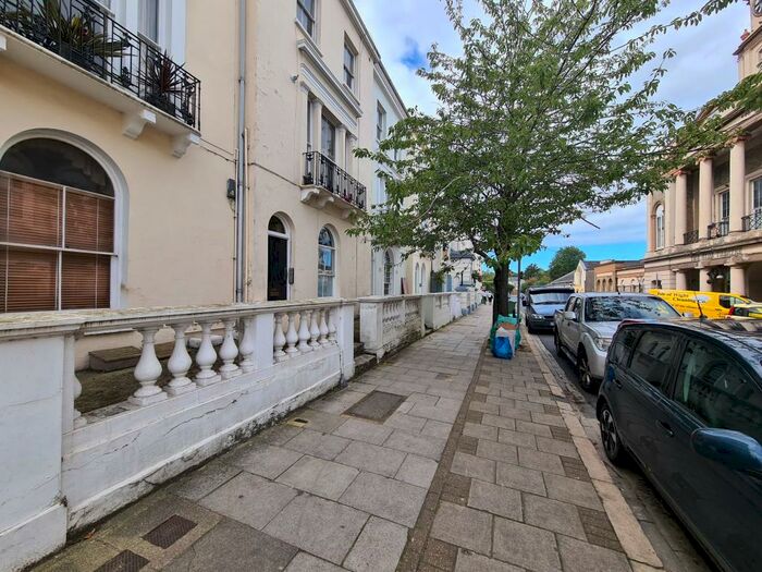 1 Bedroom Apartment To Rent In Lind Street, Ryde, PO33