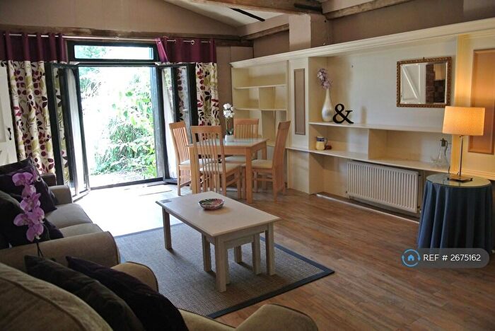 Studio To Rent In Frith Farm House, Faversham, ME13