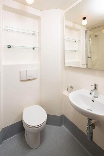 1 Bedroom Flat To Rent In Greek Street, Liverpool, L3