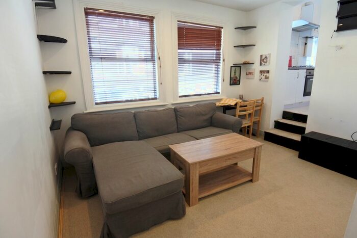 1 Bedroom Flat To Rent In High Road, Willesden, London, NW10