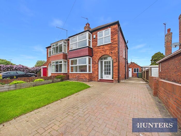3 Bedroom Property To Rent In Queensgate, Bridlington, YO16