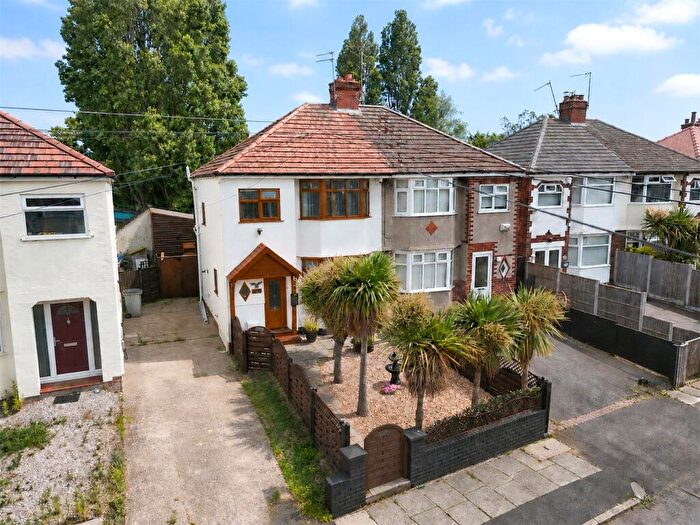 3 Bedroom Semi-Detached House For Sale In Meadowbrook Road, Moreton, Wirral, CH46