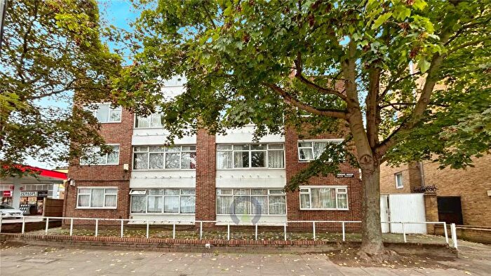 2 Bedroom Flat To Rent In Plumstead High Street, London, SE18