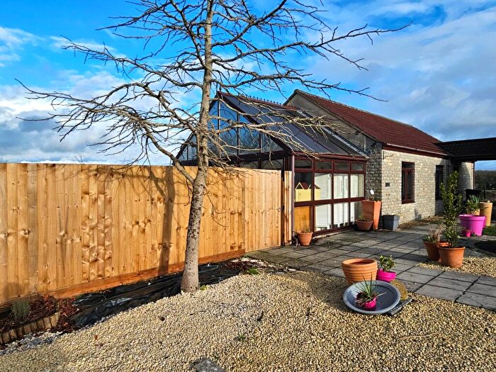 1 Bedroom Detached Bungalow For Sale In Parkfields Orchard, Butleigh, Butleigh, BA6