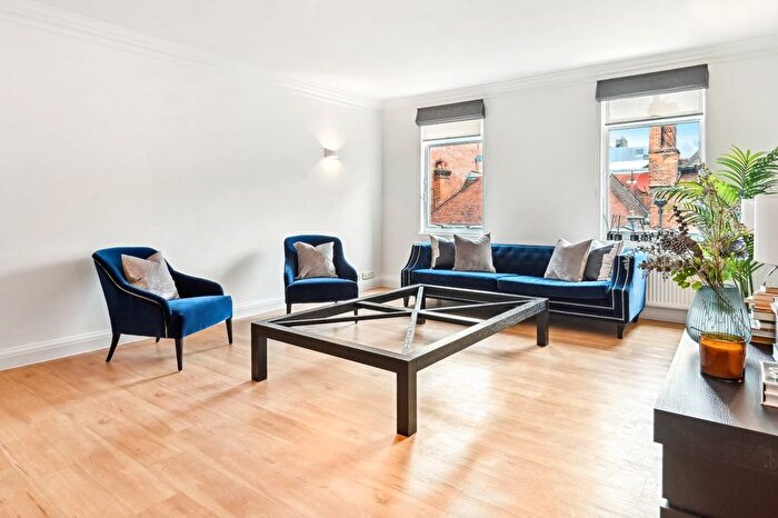 5 Bedroom Flat To Rent In Connaught House, Mount Row, W1K