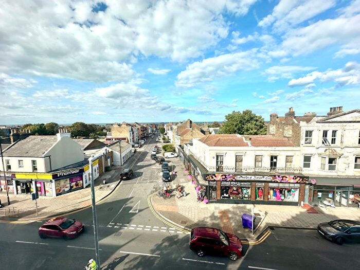 1 Bedroom Flat To Rent In C Northdown Road, Cliftonville, Kent, CT9