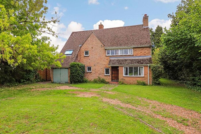 3 Bedroom Detached House For Sale In Winders Lane, Histon, Cambridge, CB24