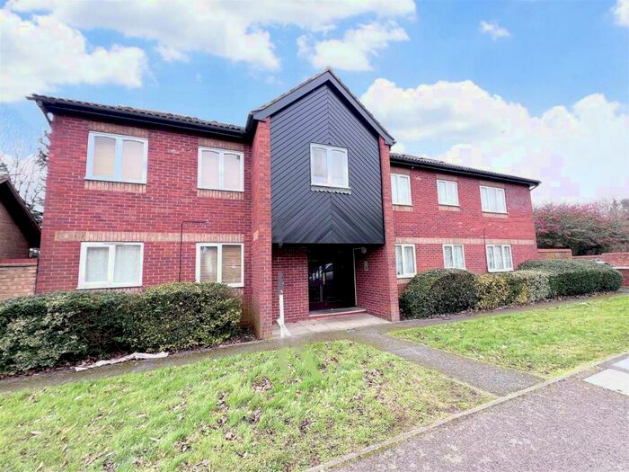 1 Bedroom Apartment To Rent In Rodeheath, Luton, LU4